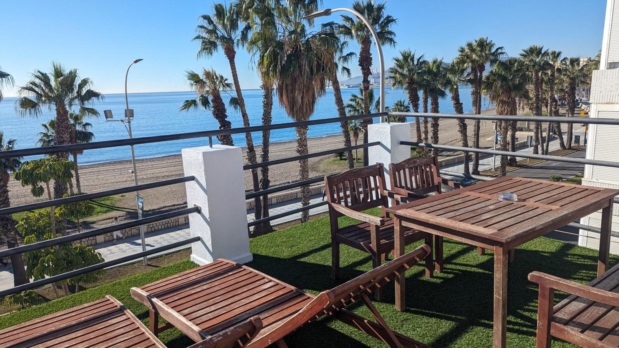 Loft Con Gran Terraza En Primera Linea De Playa 말라가 외부 사진