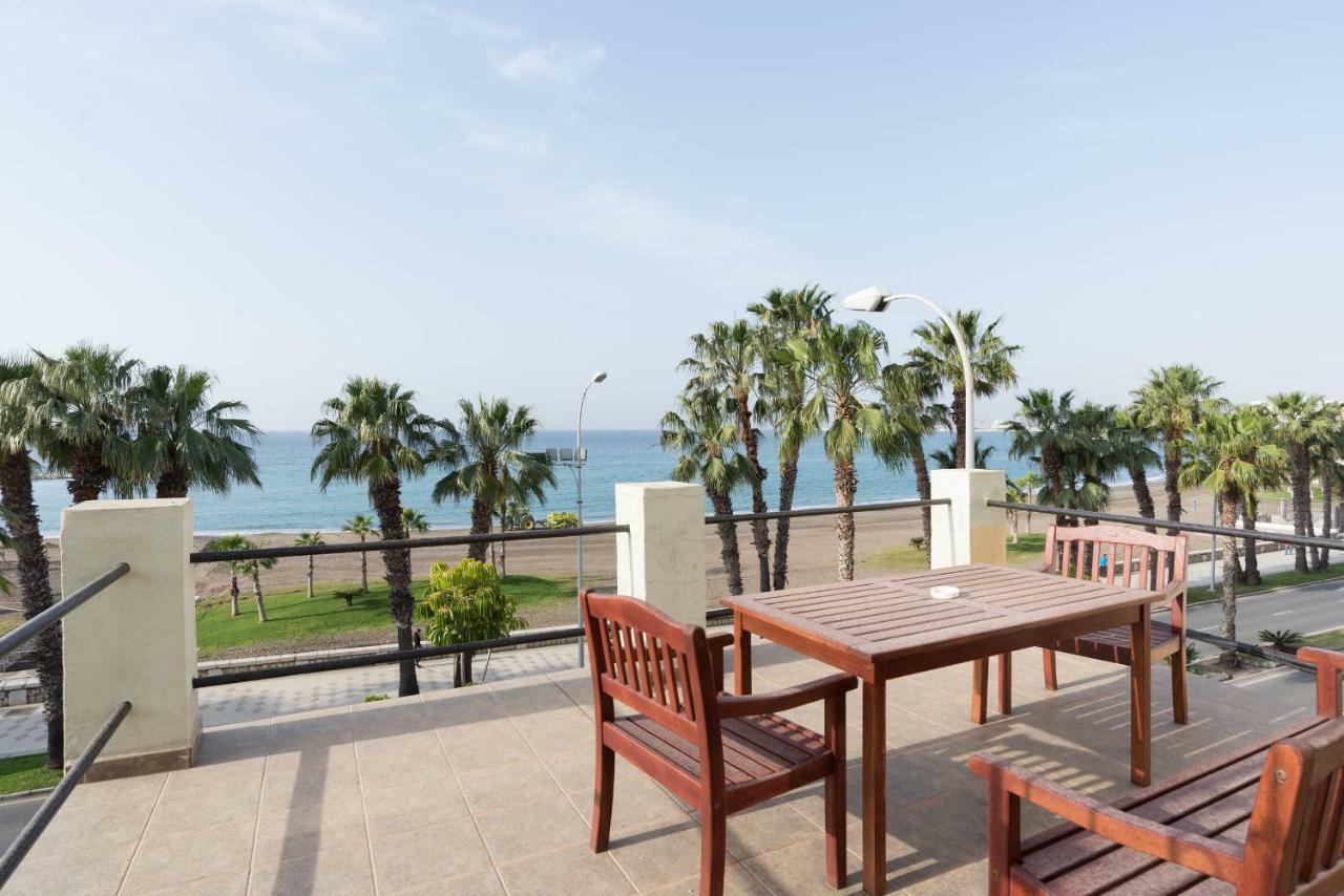 Loft Con Gran Terraza En Primera Linea De Playa 말라가 외부 사진